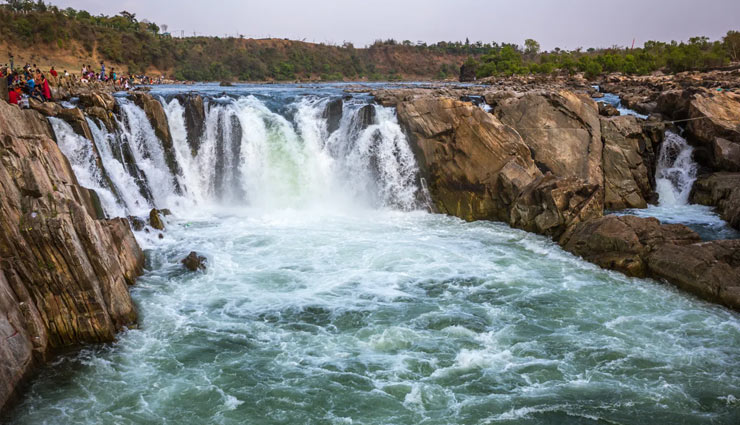 5 must see places of jabalpur,major attractions of jabalpur,madhya pradesh,tourist places in jabalpur,tourism holidays,travel