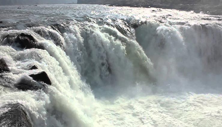 tourist places,indian tourist places,madhya pradesh tourist places,monsoon tourist places