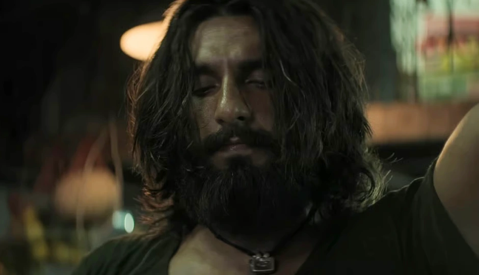 Dhurandhar Advance Booking Day 1: रिलीज़ से पहले ही ‘धुरंधर’ का जलवा, रणवीर सिंह की फिल्म की एडवांस बुकिंग धमाकेदार