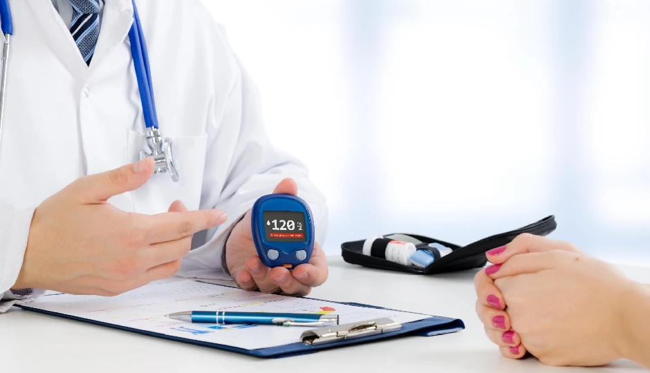 वर्ल्ड डायबिटीज डे क्यों मनाया जाता है? जानें इसका महत्व और इस साल की थीम