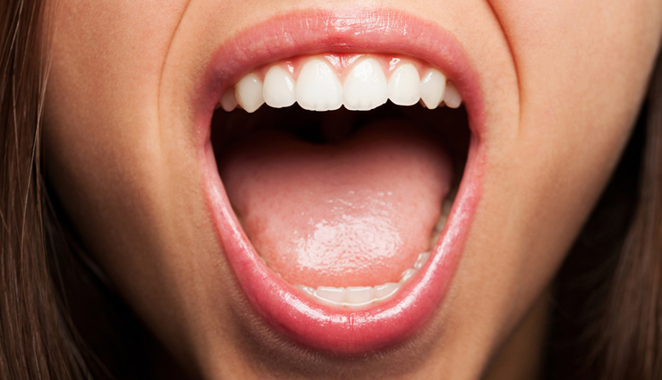 Diabetes Symptoms: मुंह के अंदर दिखते है डायबिटीज के ये 2 लक्षण, क्या आपने भी महसूस की ये परेशानी?