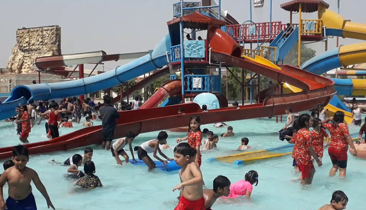 गर्मी की छुट्टियों में बच्चों के लिए कर रहे हैं समर ट्रिप की प्लानिंग, चले आइये लखनऊ के इन वाटर पार्क water parks in lucknow,best water parks in lucknow,popular water parks in lucknow,family-friendly water parks in lucknow,amusement parks in lucknow,water slides in lucknow,water park attractions in lucknow,thrilling rides in lucknow,water park tickets in lucknow,fun activities in lucknow,water park adventure in lucknow,water park entertainment in lucknow,water park facilities in lucknow,water park reviews in lucknow,top water parks in lucknow