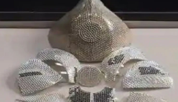 coronavirus mask,corona mask,expensive mask,11 crore rupess mask,weird news