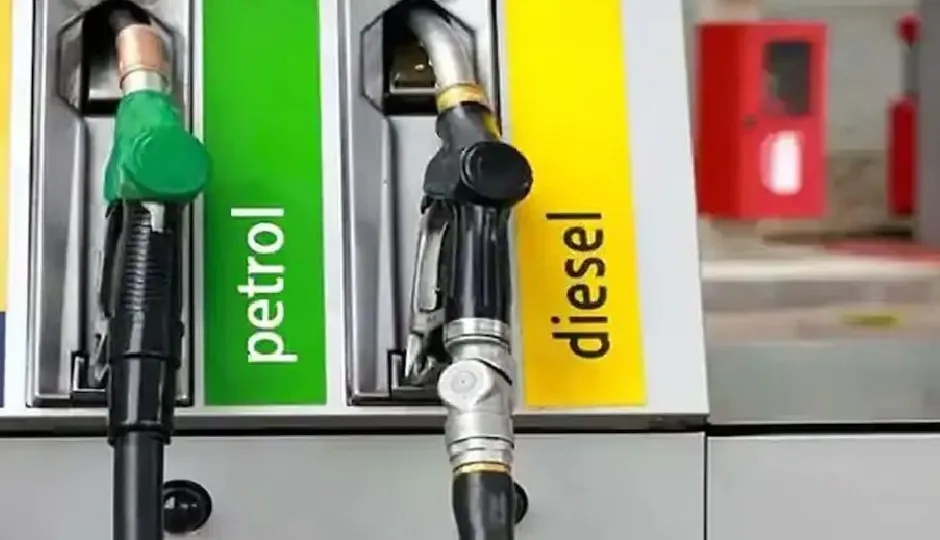 पेट्रोल के बाद अब इंडस्ट्रियल डीजल भी हुआ महंगा, IOC ने कीमत ₹87.67 से बढ़ाकर ₹109.59 प्रति लीटर की