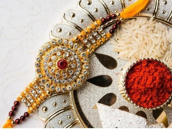 Rakhi 2018 : देशभर में राखी मनाने के तरीके अनेक लेकिन सोच एक different ways to celebrate rakshabandhan,rakhi 2018