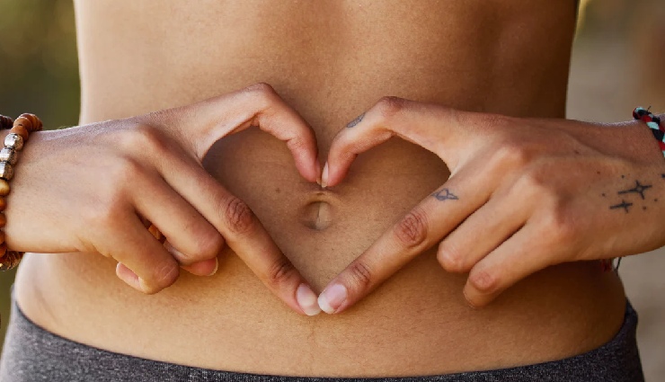 mulberries health benefits,nutritional value of mulberries,mulberries calories,dried mulberries nutrition,uses of mulberries,black red white mulberries,mulberries for weight loss,mulberries fiber content,mulberry tea jam juice,healthy snacks mulberries