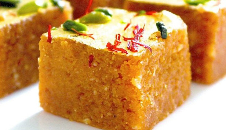 traditional foods of rajasthan,foods to try in rajasthan,rajasthan favorite food,rajasthan travel,rajasthan tourism,tourist,tourism,rajasthan tourism,travel guide,travel tips