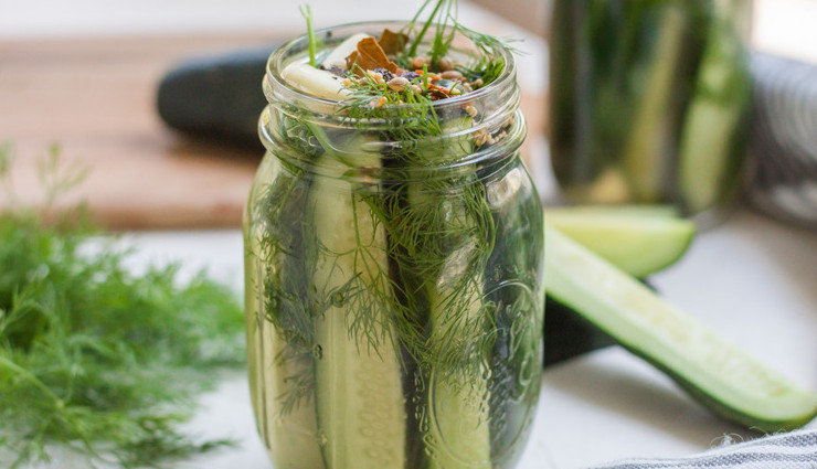 How to Make Classic Dill Pickles at Home: A Simple Recipe