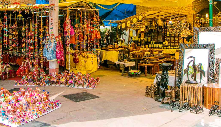 delhi shopping markets,handicraft shopping in delhi,best markets in delhi,dilli haat shopping experience,janpath tibetan market shopping,khan market upscale shopping,paharganj bargain shopping,chandni chowk shopping adventure,sarojini nagar budget shopping,lajpat nagar cultural shopping,delhi market exploration,shopping in delhi bazaars,delhi street shopping,delhi market specialties,shopping districts in delhi,delhi market diversity,shopping hubs in delhi,traditional shopping in delhi,delhi shopping spree,delhi market culture