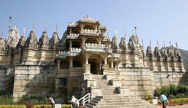 mount abu tourist attractions,top places to visit in mount abu,must-visit spots in mount abu,popular tourist places in mount abu,best attractions in mount abu,mount abu sightseeing,hotspots in mount abu