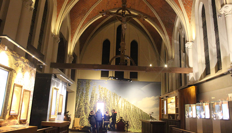 dinant,belgium,places to visit in dinant,tourist attraction in dinant,la citadelle de dinant,collegiale notre-dame de dinant,dinant sign,museum abbey brewery,maison adolphe sax