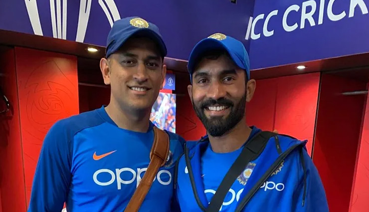 Will jersey number 7 retire with MS Dhoni? Dinesh Karthik raises demand