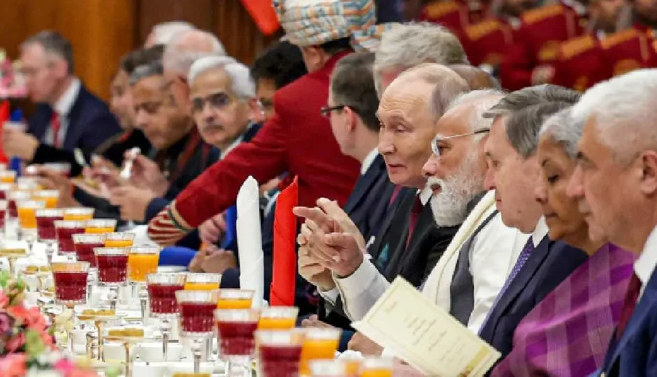 गुच्छी दून चेटिन, झोल मोमो और बादाम का हलवा... पुतिन के लिए राष्ट्रपति भवन में आयोजित राजकीय डिनर का मेन्यू putin india dinner menu,rastrapati bhavan dinner,indian vegetarian food for putin,indian royal dinner menu,zhol momo,dal tadka,badam halwa,gujchi doon chetin,malti nan,kesari pulao,indian cuisine for russian president,vip dinner menu india