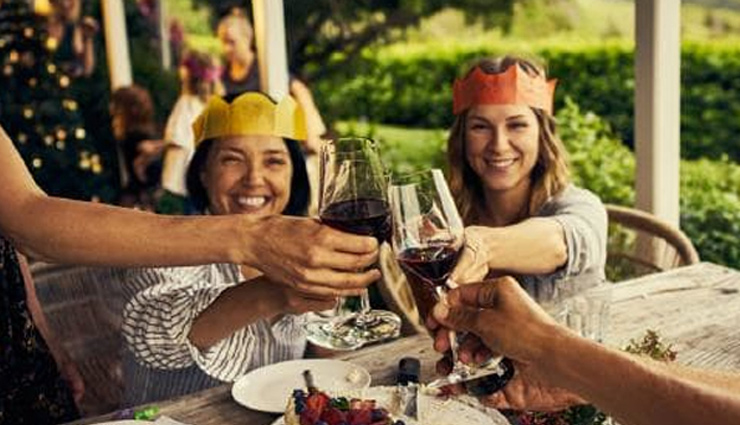 मदर्स डे पर अपनी मां के चेहरे पर लाए मुस्कुराहट, गिफ्ट करें ये 7 चीजें mother day 2022,mother gift ideas in hindi,gift for mothers