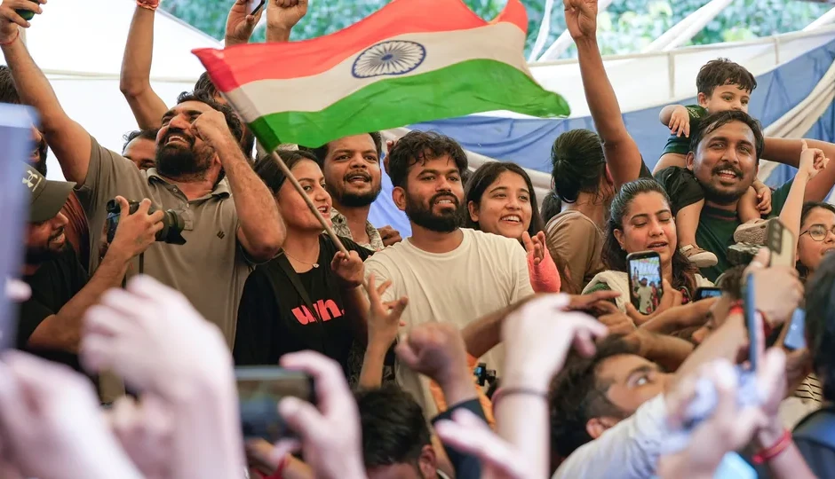 आरटीआई कार्यकर्ता ने अभिजीत दिपके के पिता की आय और अमेरिका में पढ़ाई के खर्च की जांच की उठाई मांग