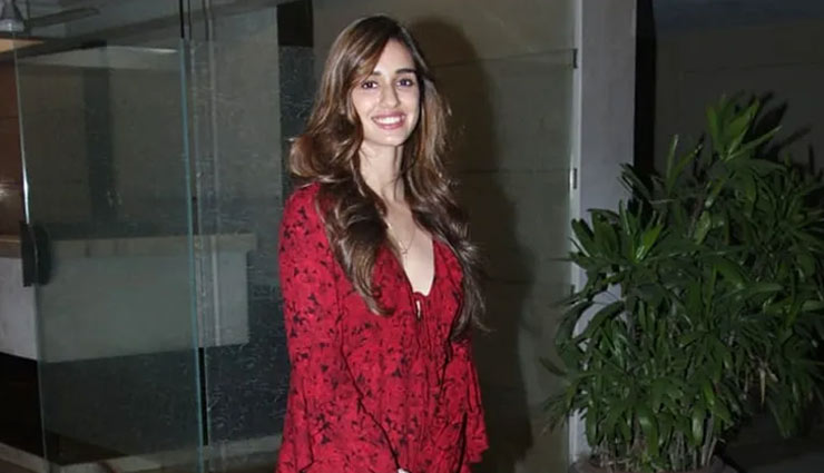 PICS- Disha Patani’s Sexy Red Dress is Perfect For Valentines Day