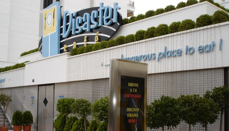 haunted restaurant worldwide,travel,holidays