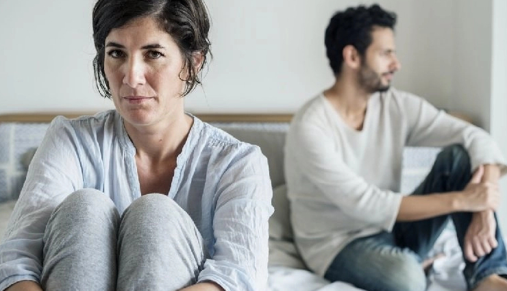 9 Big Signs of Disconnection in a Relationship