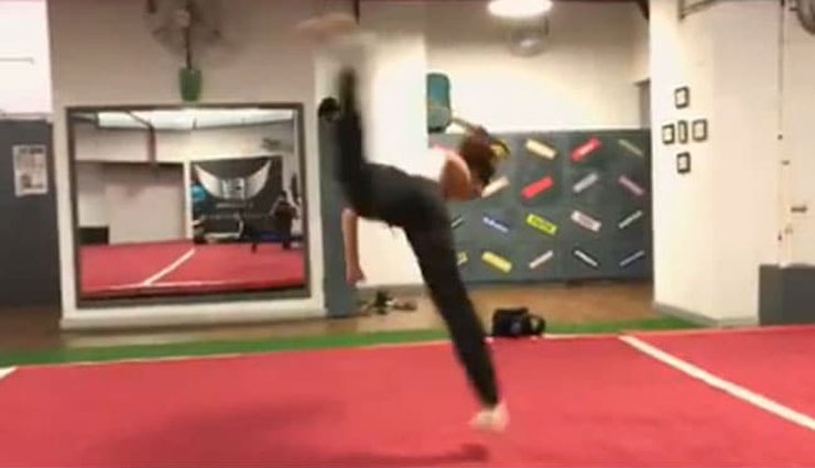 दिशा पटानी ने लगाई ऐसी बटरफ्लाई किक, लोग बोले - टाइगर का असर है, देखे वीडियो