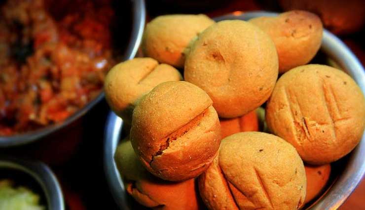 5 Mouthwatering Dishes From Madhya Pradesh