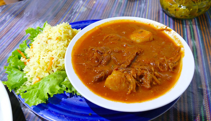 chicken pepian,pupusas,empanadas,hilachas,noodle tostadas,traditional dishes,traditional dishes in guatemala,guatemala