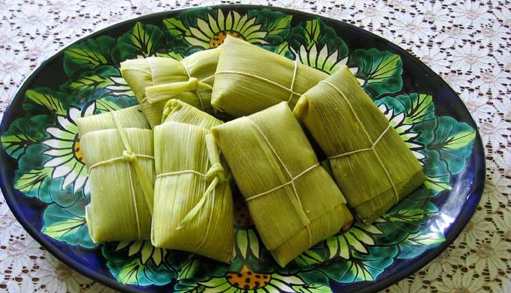 empanadas,ceviche,cazuela,humitas,mote con huesillos,traditional dishes of chile,chile,cuisine of chile