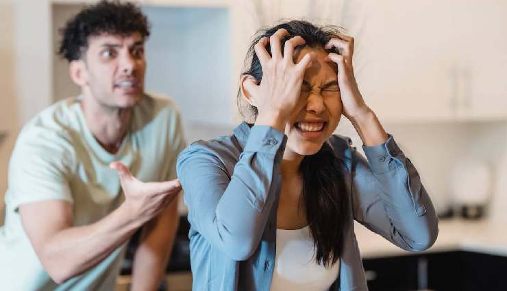 8 Signs of a Disrespectful Boyfriend