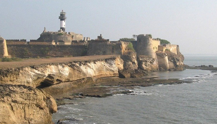 tourist places of diu,travel,tourism,holidays,major attractions of diu