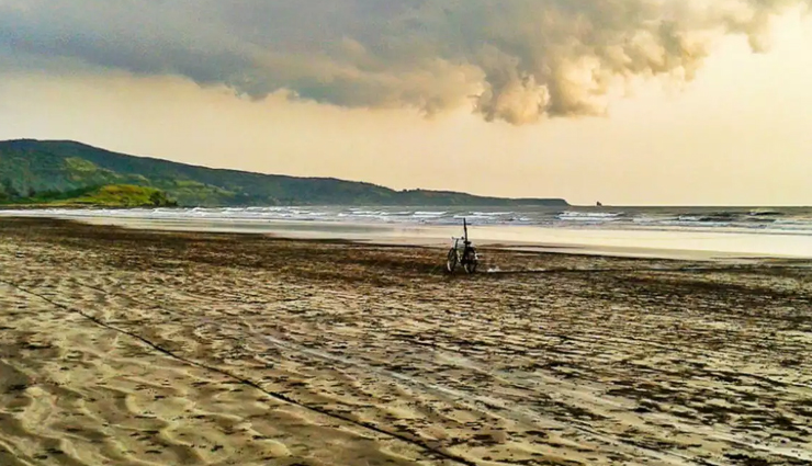 beautiful beaches in maharashtra,best beaches in maharashtra,maharashtra beach destinations,top beaches in maharashtra,maharashtra beach tourism,scenic beaches maharashtra,maharashtra coastal travel,best coastal spots maharashtra,maharashtra beach getaways,beaches to visit in maharashtra