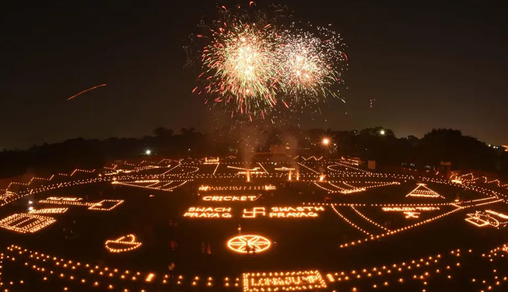 places in india,diwali celebration in india,diwali celebration,pushkar,rajasthan,udaipur,rajasthan,hampi,karnataka,sonepur,bihar,amritsar,punjab