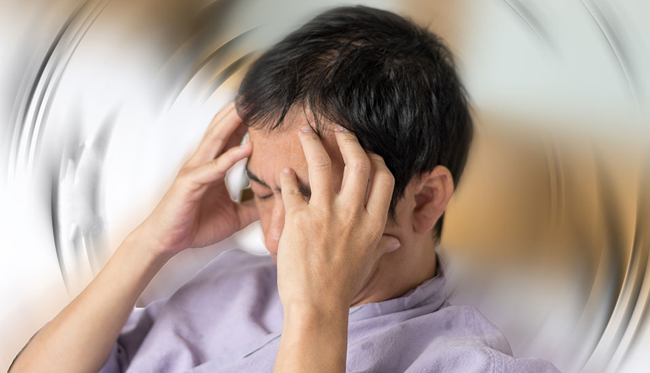 7 Ways To Get Rid of Dizziness Fast and Naturally