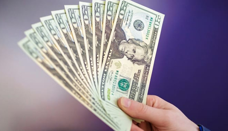 sleeping,money,weird news