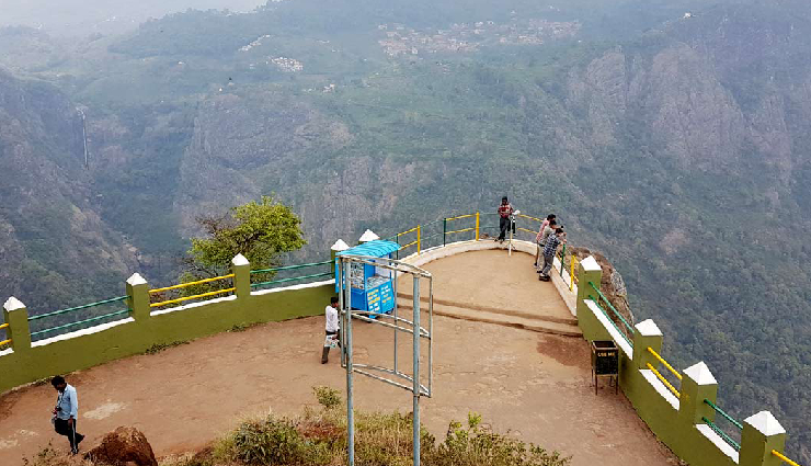 ooty sightseeing,ooty tourist spots,ooty attractions,doddabetta peak,government botanical gardens,rose garden ooty,ooty lake,stephen’s church ooty,dolphin’s nose coonoor,sim’s park coonoor