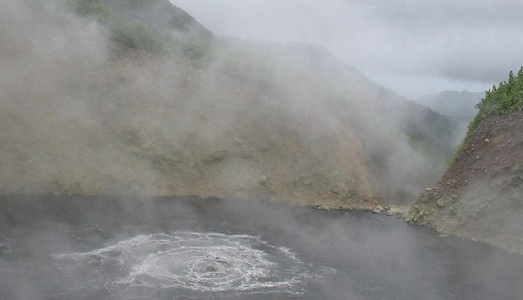 dominica,places to visit in dominica,tourist attractions in dominica,morne trois pitons national park,boiling lake,victoria falls,victoria falls,dominica beaches,cabrits national park,roseau