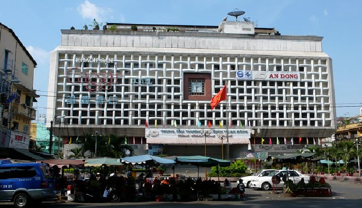 shopping destinations in vietnam,best places to shop in vietnam,vietnam shopping guide,top shopping spots vietnam,must-visit markets in vietnam,exquisite shopping experiences in vietnam,unique finds at vietnam shopping havens,retail therapy in vietnam vibrant markets,uncovering treasures in vietnam shopping scene,retail wonders: vietnam top shopping spots