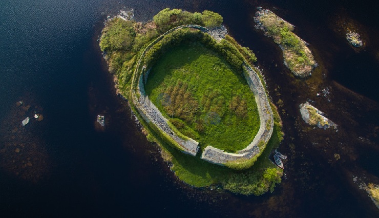 hidden gems ireland,offbeat ireland travel,lesser-known places ireland,ireland travel guide,secret spots ireland,ireland travel tips,unique ireland destinations,ireland unexplored locations,ireland travel experiences