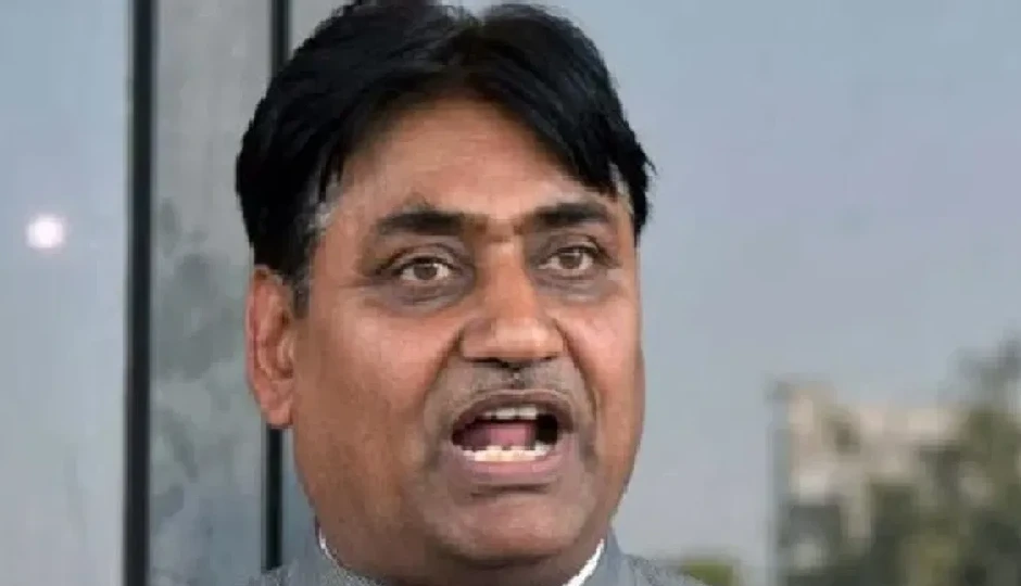 अब तिमाही आधार पर होगी कांग्रेस पदाधिकारियों की समीक्षा! डोटासरा का नया ‘कनेक्ट सेंटर’ करेगा कामकाज की निगरानी