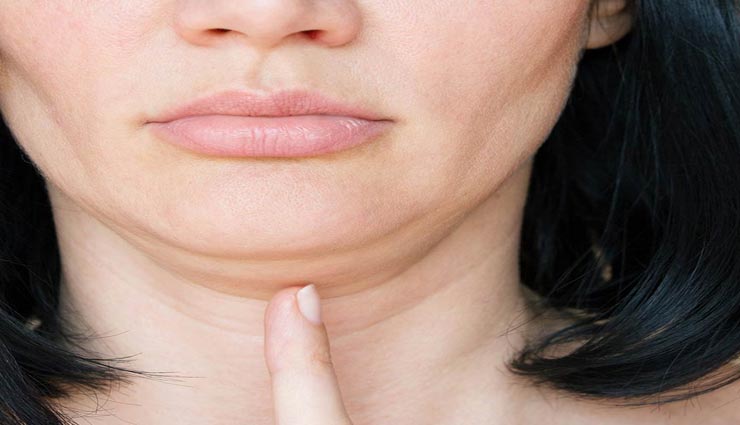 खूबसूरती को प्रभावित करती हैं डबल चिन, इन मेकअप टिप्स की मदद से छिपाएं इसे