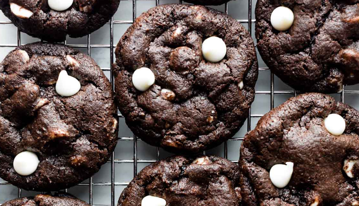 double chocolate chip cookies,double chocolate chip cookies recipe,hunger struck,food