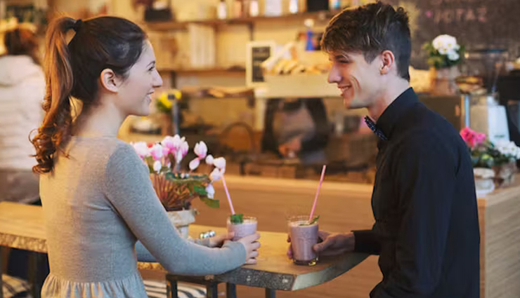 relationship downfall reasons,why relationships fail,signs of relationship problems,causes of breakup,emotional disconnect in relationships,communication issues in couples,relationship red flags,reasons for failed relationships,loss of intimacy,trust issues in relationships,common relationship problems,relationship advice for couples,saving a failing relationship,relationship challenges