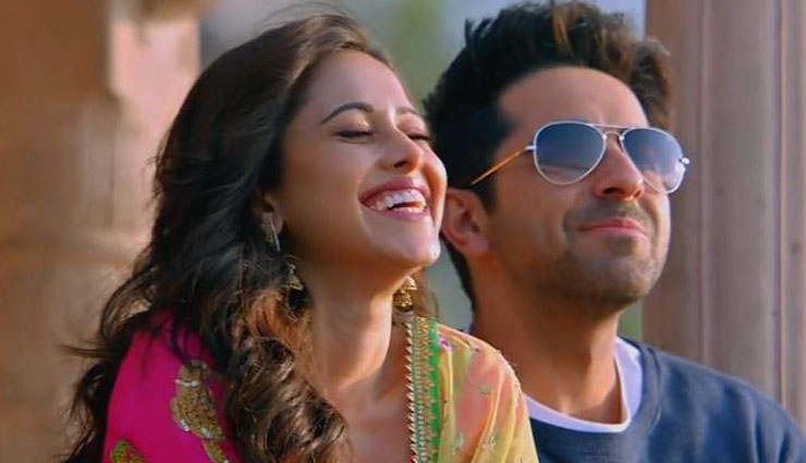 ड्रीम गर्ल : 'पूजा' के दीवाने हुए दर्शक, फिल्म ने 3 दिन में कमा डाले इतने करोड़