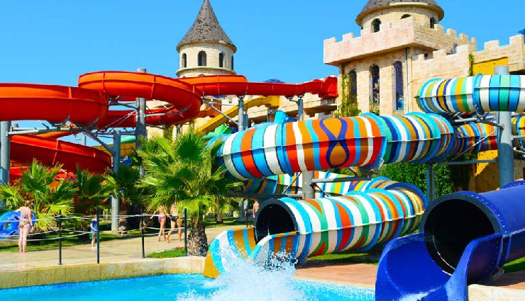 dubai waterparks,famous waterparks in dubai,best waterparks dubai,aquaventure waterpark dubai,wild wadi waterpark,yas waterworld attractions,legoland waterpark dubai,laguna waterpark dubai,dubai family-friendly waterparks,dubai water fun activities.