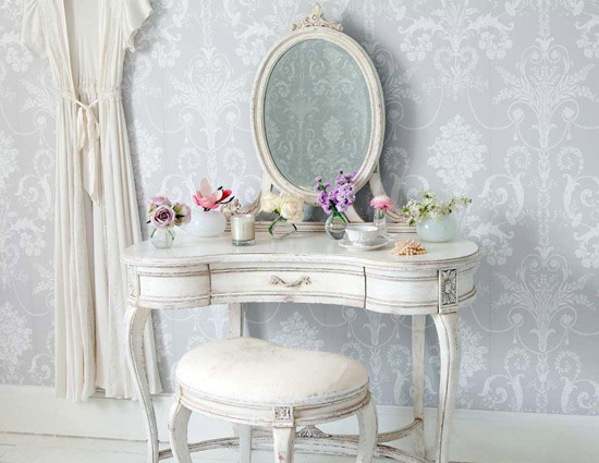 Vastu Tips To Keep Dressing Table