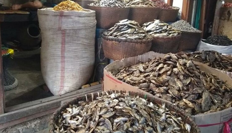 north east india cuisine,north east indian food items,healthy food from north east india,black rice benefits,lakadong turmeric,bamboo shoot recipes,raja chillies health benefits,north east indian spices,smoking meat in north east india,fermented foods in north east india,manipuri black rice,lakadong turmeric uses,bamboo shoot dishes,raja chillies recipes,north east indian culinary traditions