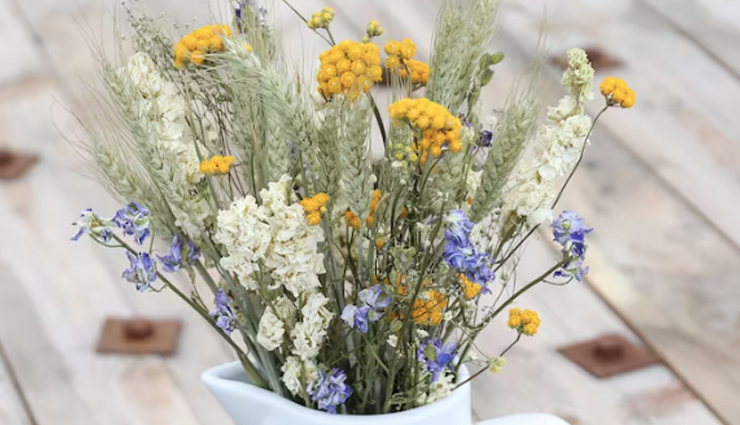 dried flower arrangements for capturing elegance,the art of dried flowers elegant arrangements,creating elegance with dried flower compositions,tips for stunning dried flower arrangements,dried flower arrangement ideas for a touch of elegance,captivating beauty artistic dried flower displays,dried floral arrangements for timeless elegance,mastering the art of dried flower composition,elevating decor with elegant dried flower arrangements,exploring the elegance of dried flower artistry