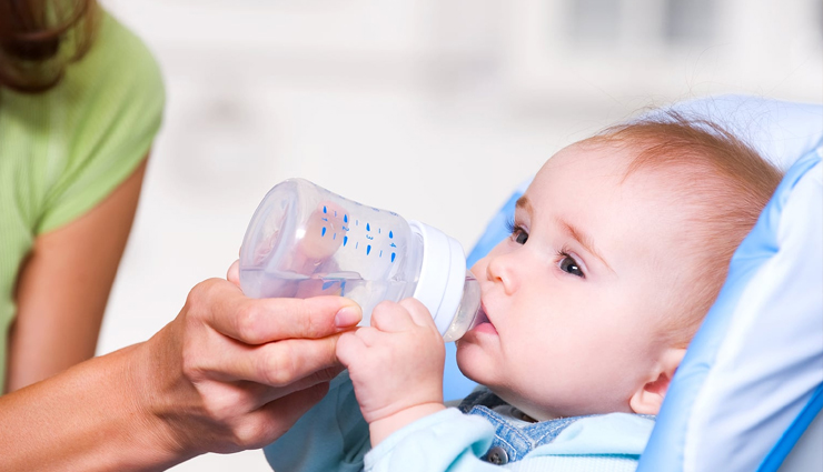 दांत निकलने के दौरान बच्चों को होती है तकलीफ, पेरेंट्स रखें इन बातों का ध्यान, मिलेगा आराम home remedies for teething babies,natural teething remedies for infants,how to soothe a teething baby at home,teething relief for babies,best home remedies for teething pain,natural ways to ease teething discomfort,safe teething remedies for babies,teething pain relief for infants,calming teething pain in babies naturally,effective remedies for teething babies