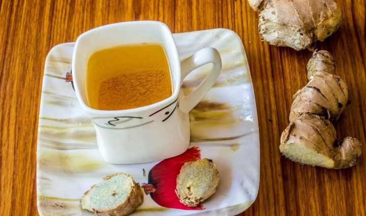 सर्दियों में शरीर को गर्म रखने का काम करेगी ये 9 ड्रिंक्स, बचेंगे आम बीमारियों से winter warming drinks,health-boosting winter beverages,drinks to prevent winter illnesses,cold weather immunity boosters,herbal teas for winter wellness,hot beverages for immune support,winter drink recipes for health,stay warm and healthy in winter,nutrient-rich hot drinks,cold-weather wellness drinks,winter immunity elixirs,natural remedies for winter ailments,warm beverages for seasonal wellness,cold prevention through drinks,diy winter health tonics,herbal infusions for cold resistance,winter drink ideas for well-being,common disease prevention with drinks,spiced drinks for winter health,home remedies for winter illnesses