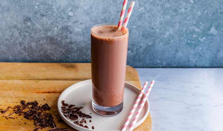 सर्दियों में शरीर को गर्म रखने का काम करेगी ये 9 ड्रिंक्स, बचेंगे आम बीमारियों से winter warming drinks,health-boosting winter beverages,drinks to prevent winter illnesses,cold weather immunity boosters,herbal teas for winter wellness,hot beverages for immune support,winter drink recipes for health,stay warm and healthy in winter,nutrient-rich hot drinks,cold-weather wellness drinks,winter immunity elixirs,natural remedies for winter ailments,warm beverages for seasonal wellness,cold prevention through drinks,diy winter health tonics,herbal infusions for cold resistance,winter drink ideas for well-being,common disease prevention with drinks,spiced drinks for winter health,home remedies for winter illnesses