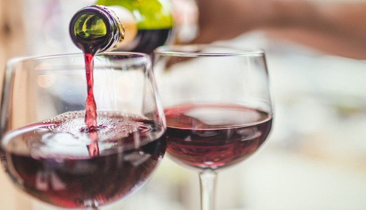 drinking etiquette from around the world,must follow drinking etiquette