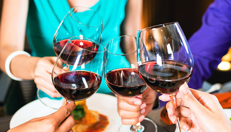 drinking etiquette from around the world,must follow drinking etiquette